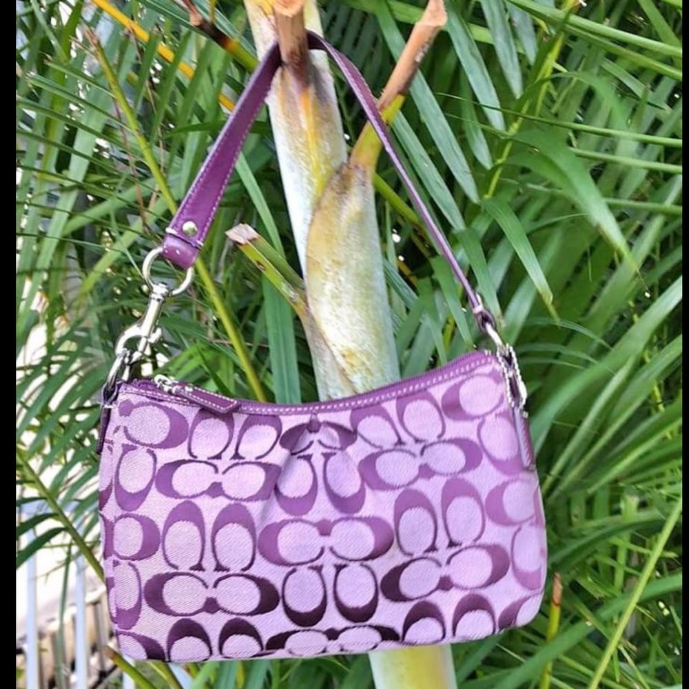 ❌SOLD❌Small purple coach bag purse